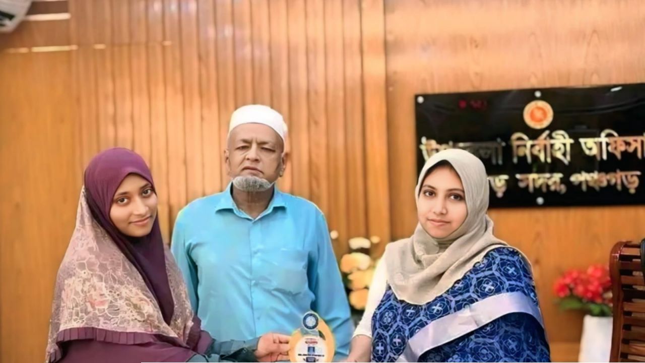 পঞ্চগড়ে এক বিদ্যালয়ের ৪৭ শিক্ষার্থীর জিপিএ-৫ চ্যালেঞ্জ নিয়ে সাফল্য চারজনের