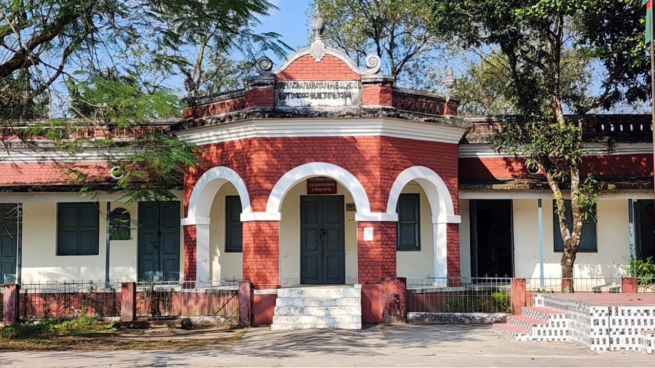 ১০ মাসেও পাঠ্যবই পায়নি অর্ধশতাধিক শিক্ষার্থী