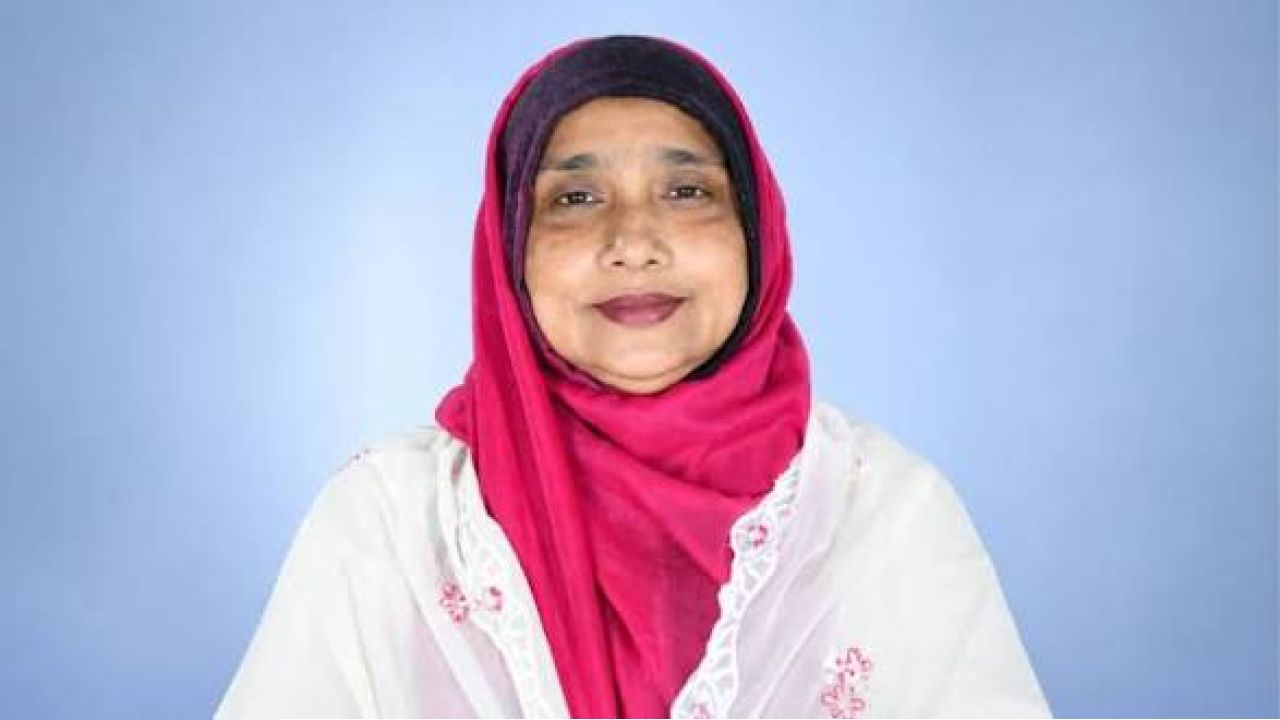 প্রধানমন্ত্রীর নির্দেশের পর স্পিকারের কাছে পদত্যাগপত্র জমা দিলেন এমপি মিষ্টি