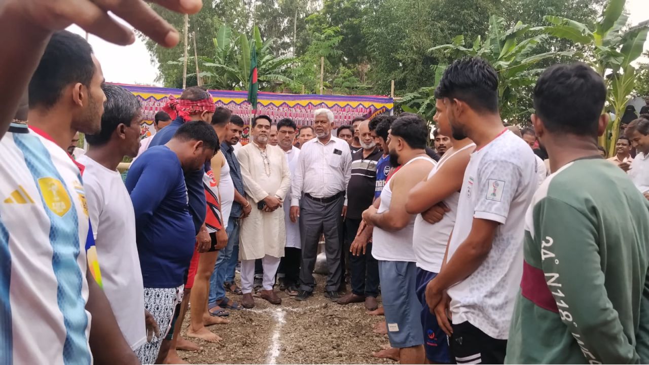মানিকগঞ্জ জেলার হরিরামপুরে দূর্গাপুর গ্রামে ঐতিহ্য বাহী কাবাডি খেলা অনুষ্ঠিত হয়েছে